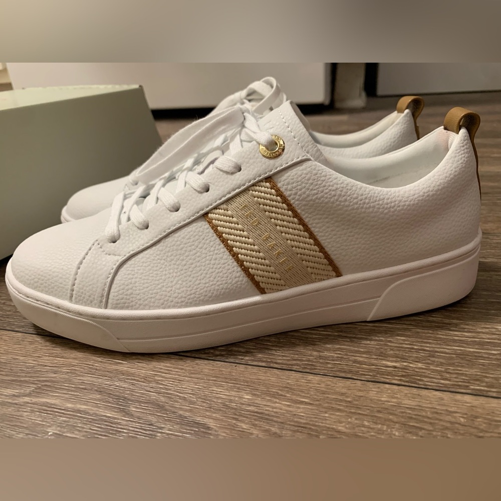Ted Baker brand new genuine white leather sneakers for women, size 9.